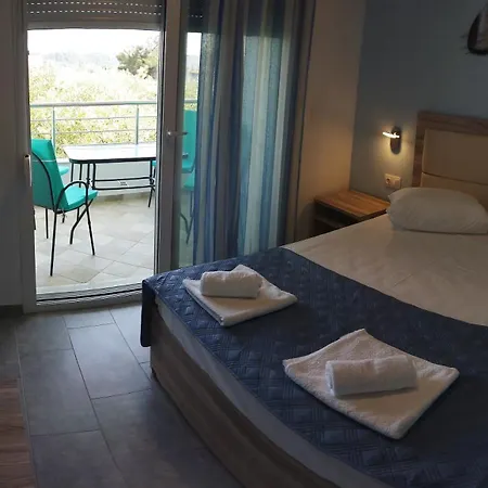 Koula 2-petros 아파트 포토스